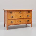 1049 3429 CHEST OF DRAWERS